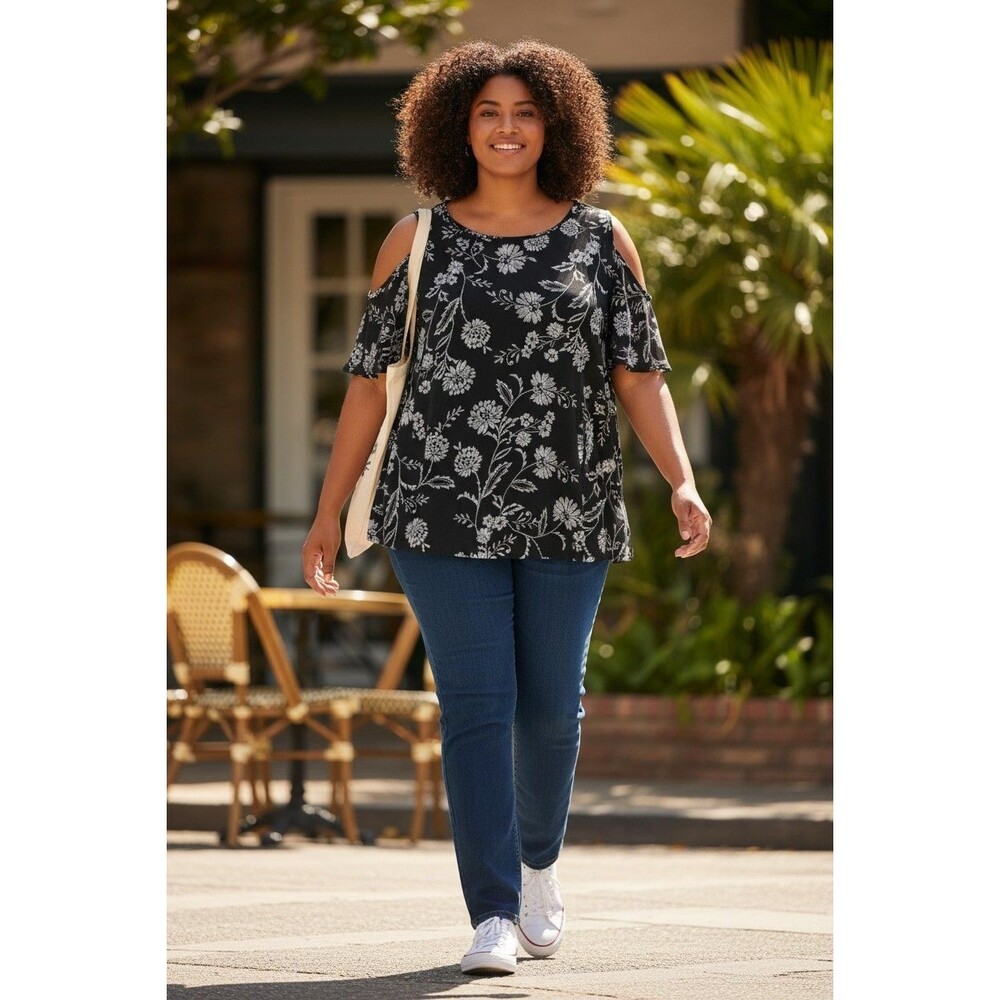 Catherines 3X Black & White Arm Cut Out Lightweight Pullover Tunic Top